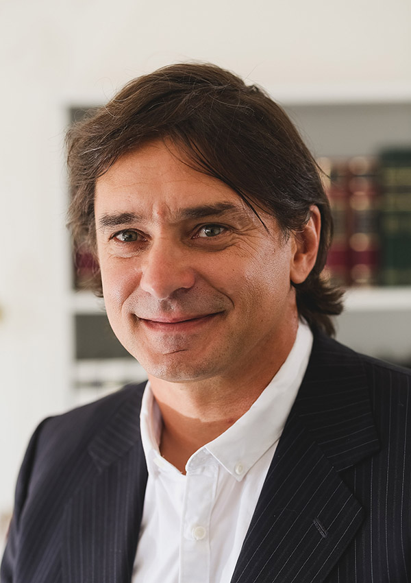 Leandro Martín Lescano | Abogado